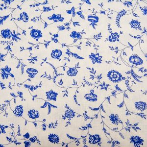 Niebieskie kwiaty na bieli - tkanina bawełniana