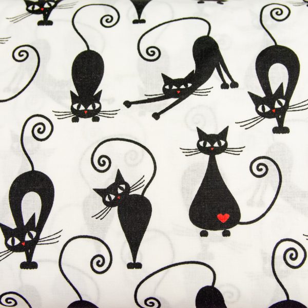 Czarne koty na bieli - tkanina bawełniana